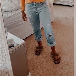 Levi’s mom jeans